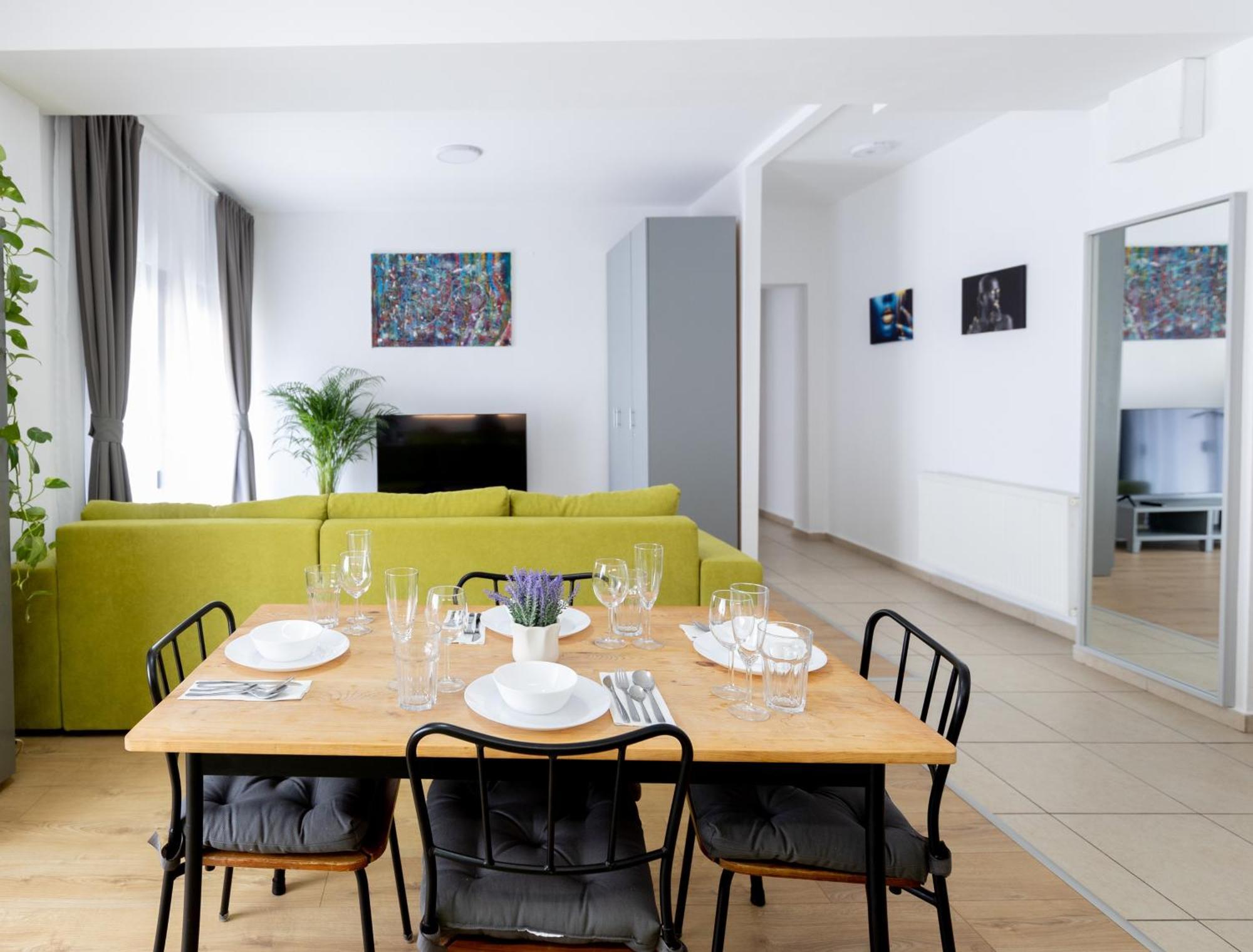 Apartament cu 2 dormitoare
