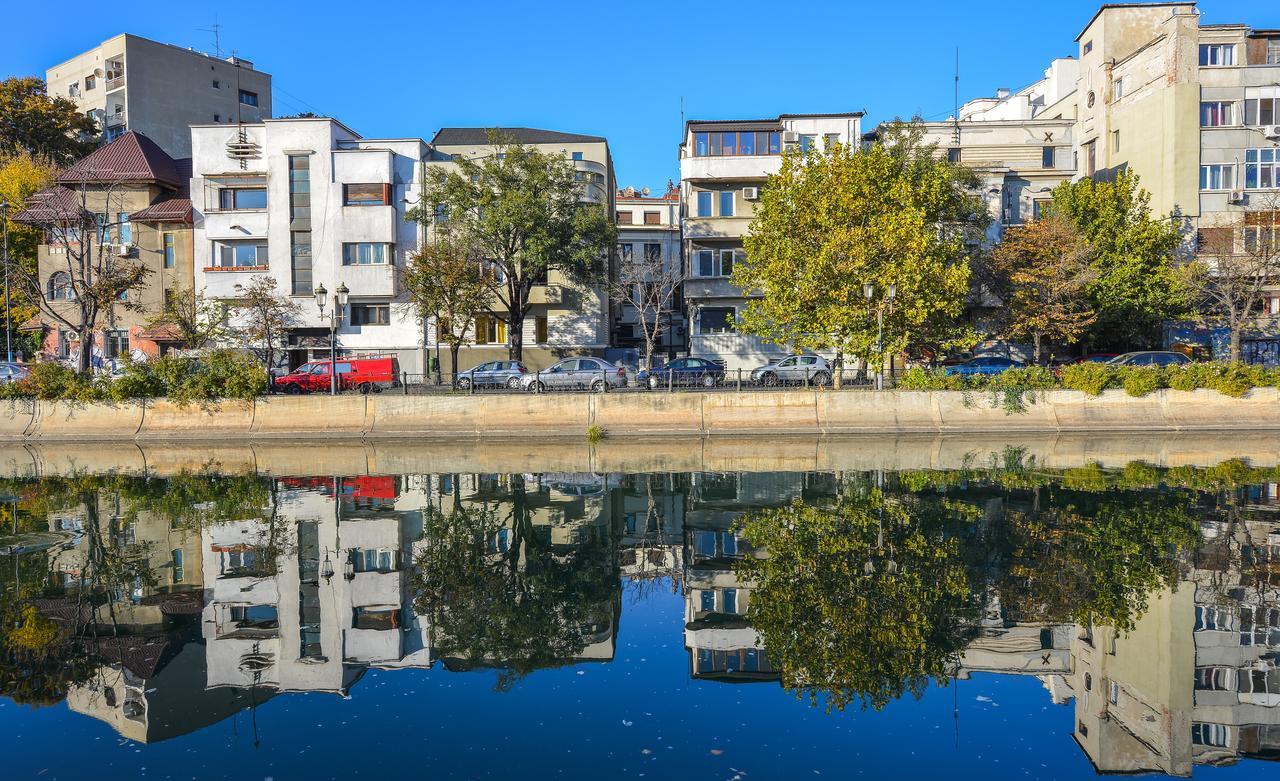 Apartament cu 2 dormitoare și vedere la Parlament - la primul etaj
