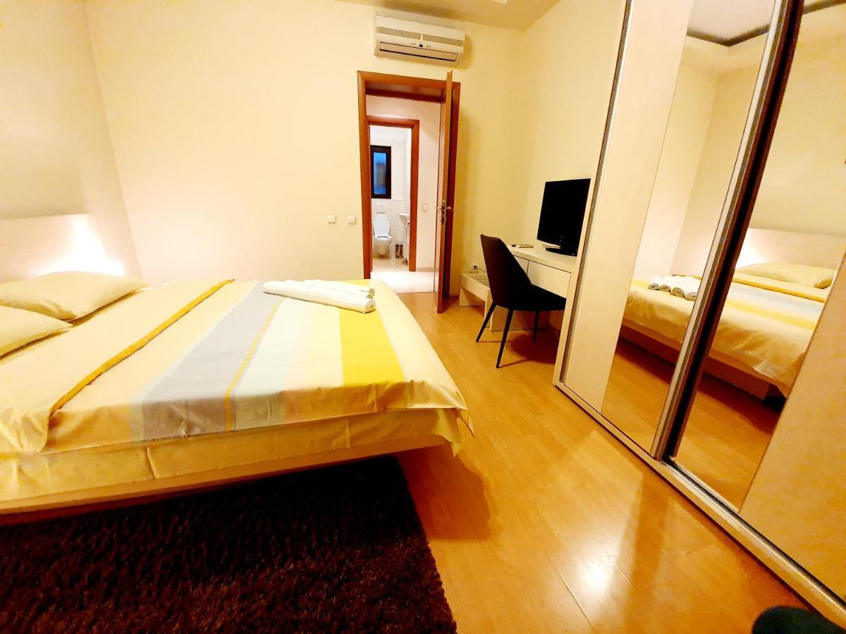 Luxury One-Bedroom Apartment,974914915:JPEG