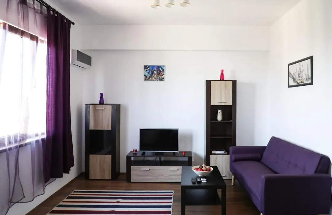 Ultracentral Cozy Apartment Near Old Town-1