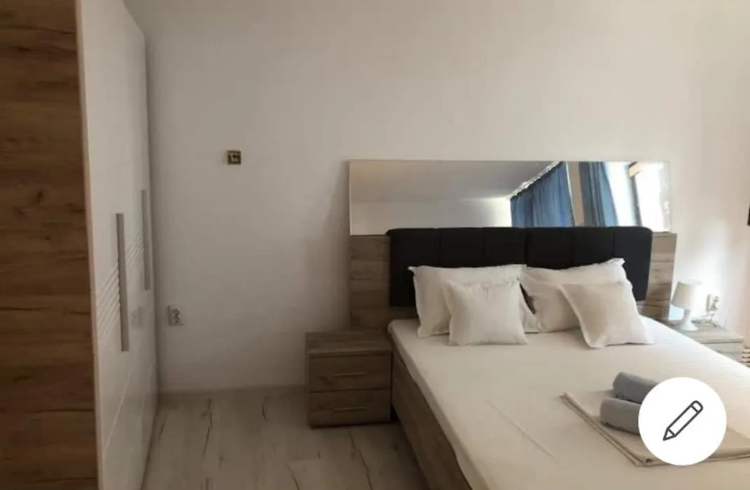 Grand Central Accommodation - Smardan-1