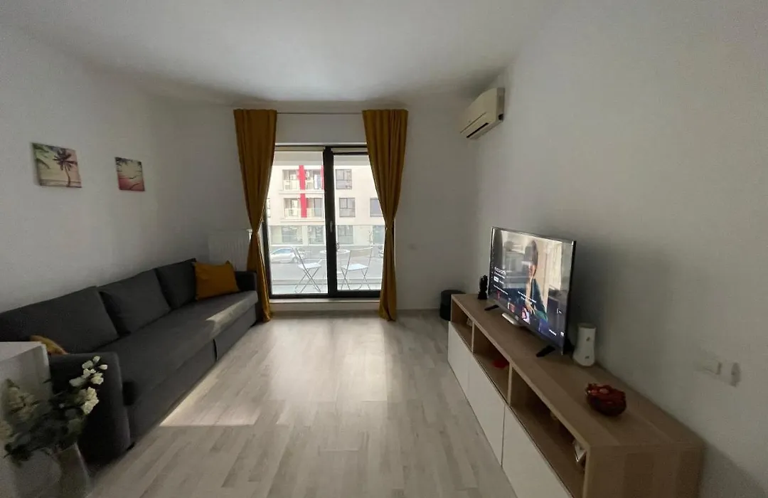 Plaza Luxury Apartment Near Presidential Palace-1