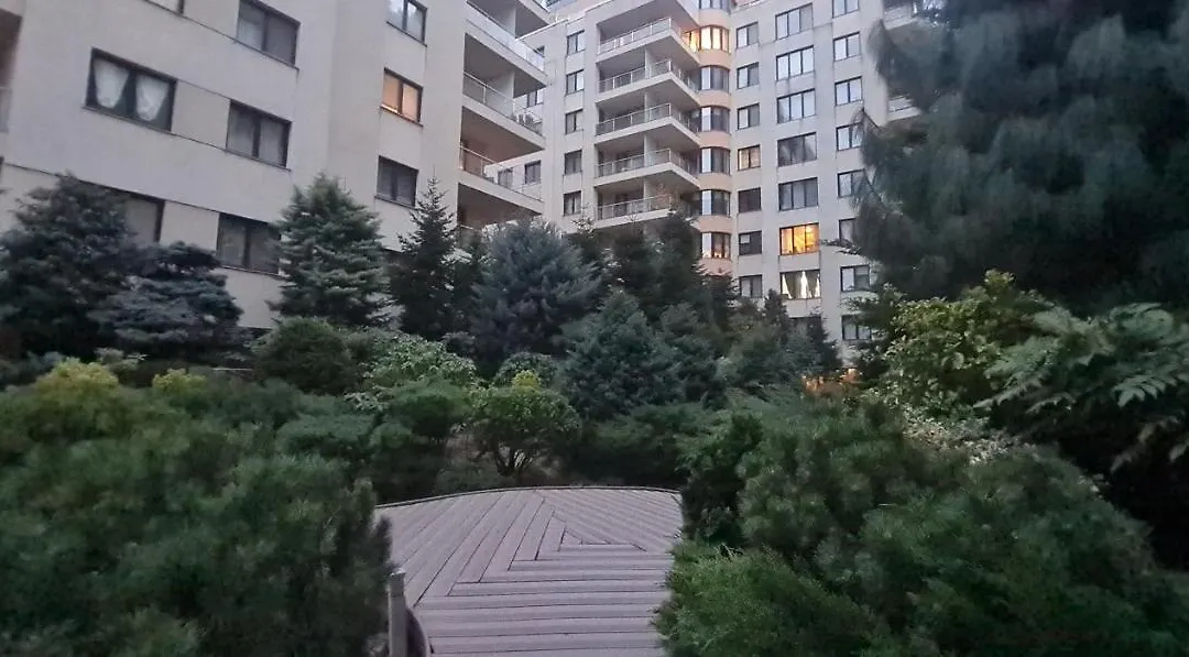 Garden Oasis Studio-1