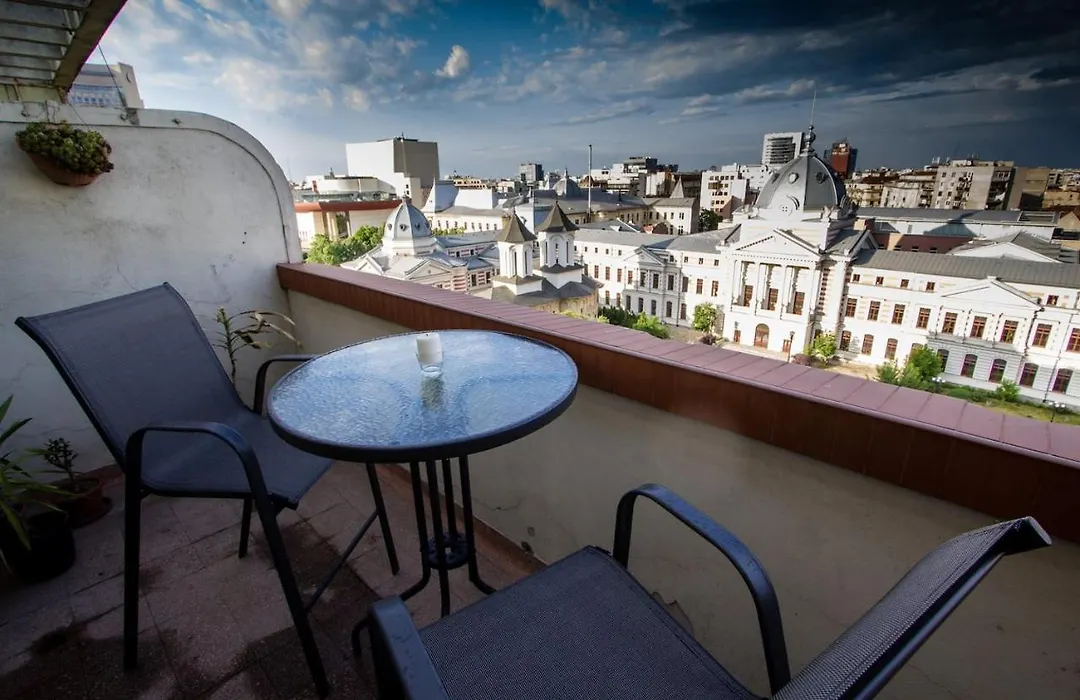 Great View Apartment In The Center Of The City-1