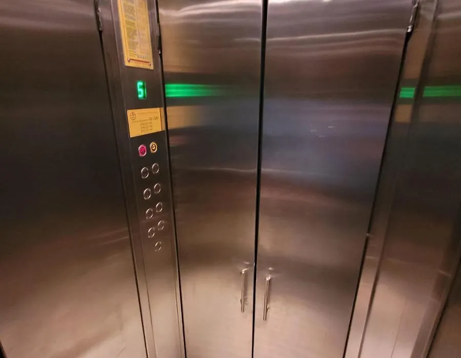 Anastasia Apt 24 A-1