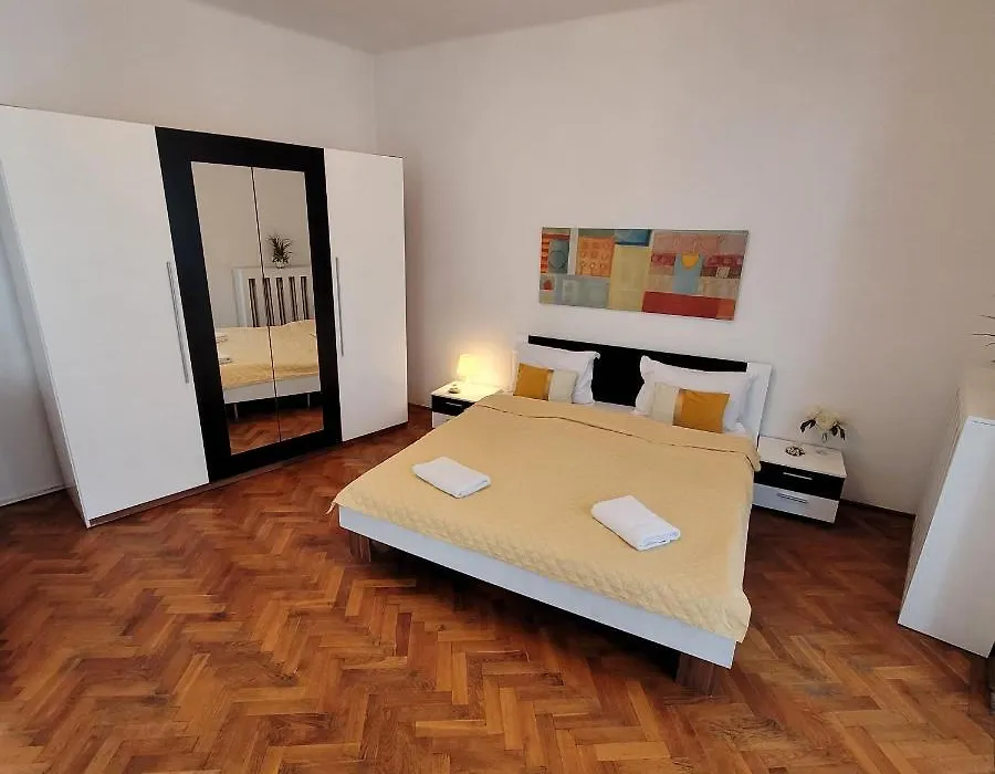 Anastasia Apt 24 A-1