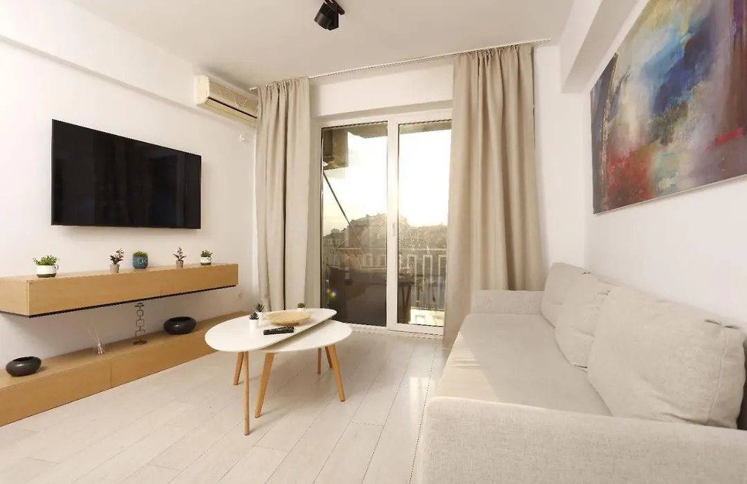 2 Bedroom Apartment With Amazing View In City Center-1