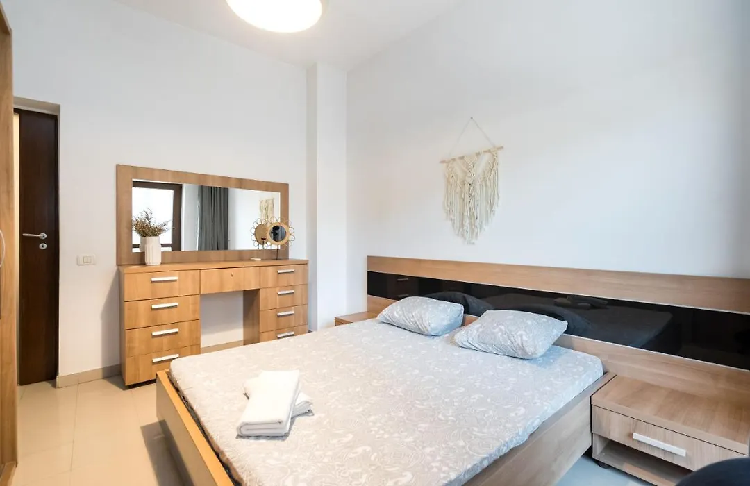 Modern And Spacious Apartment-Prime Location Old Town Bucharest-1