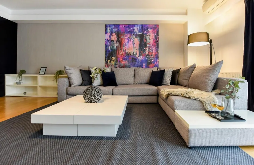 Wonderful Apartments In Prime North Location - Heaven For Extended Stays-1