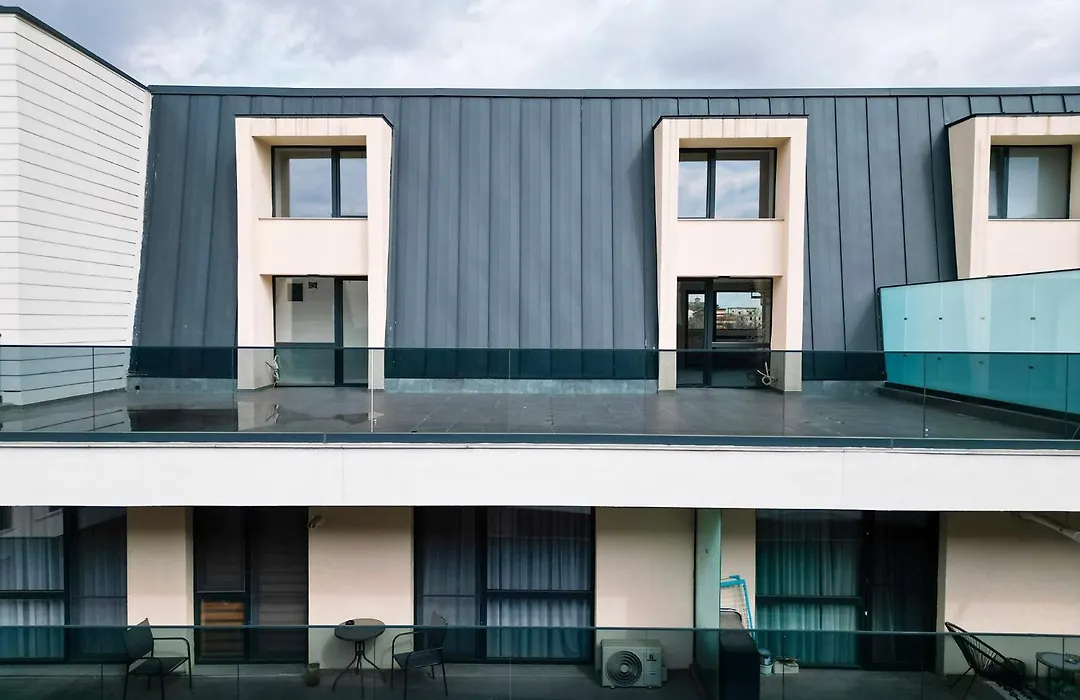 Dec Apartments-1