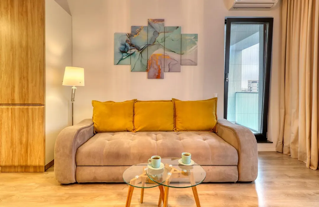 Inspiration Station - My Joyful, Cosy&Inviting Apt - Smart Thermostat - Private Parking - Ior Park - Long Term Price Cuts-1