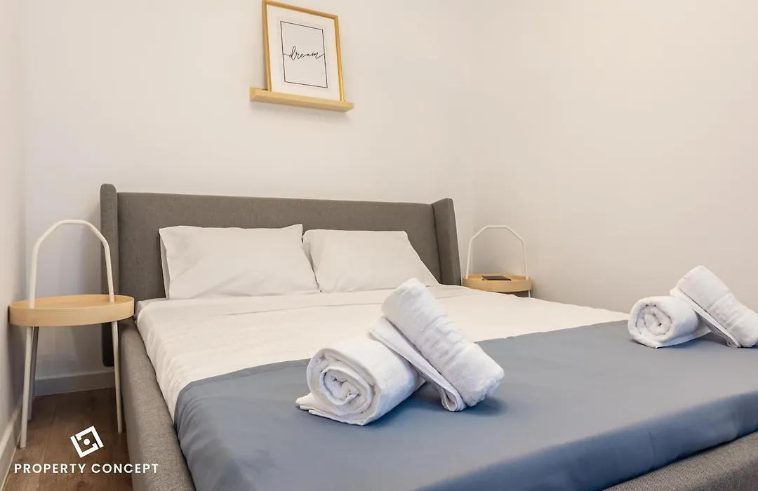Central Residence Apartment 711 B2-1