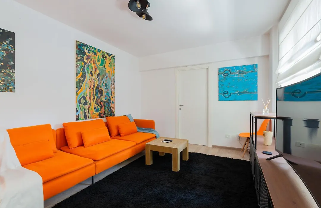City Center-Cozy One Bedroom Apartment-1