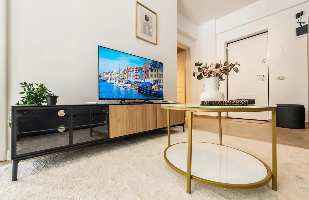 Central Address Apartments Near Unirii Square-1