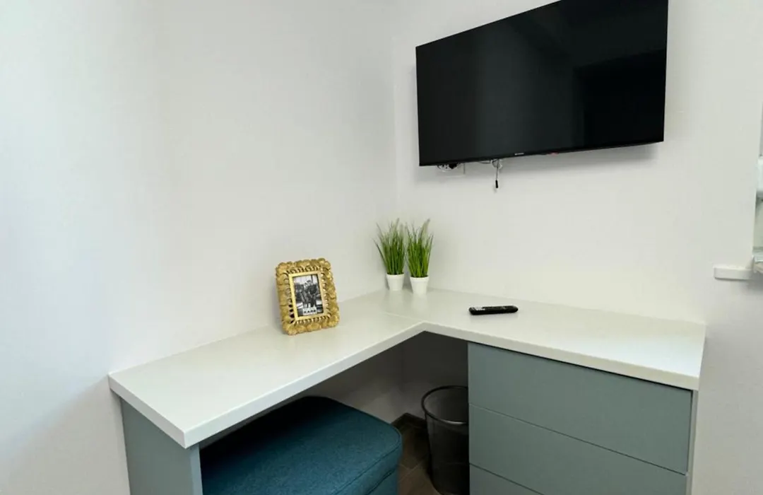 Central Suite-1
