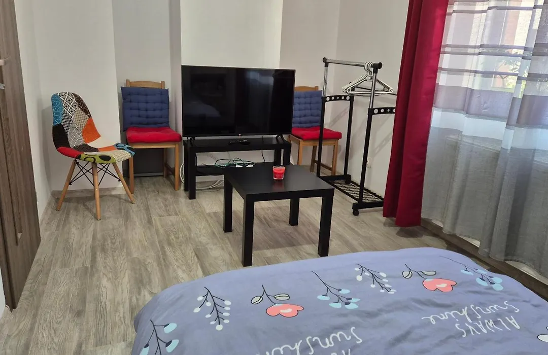 Littlebig Apartment-1