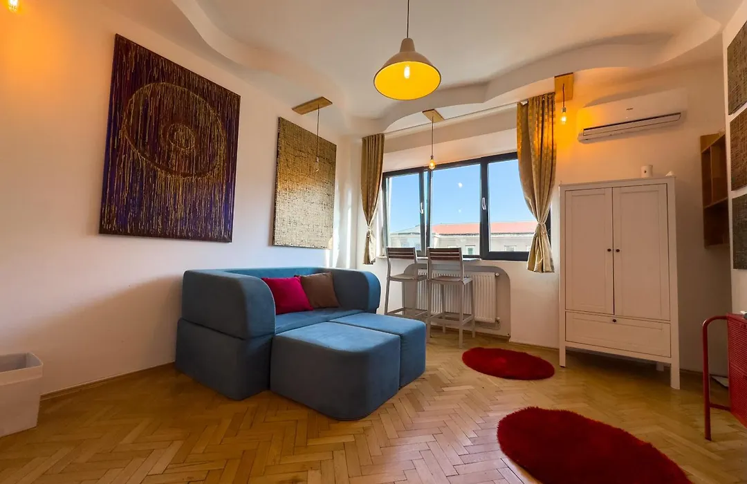 Central Retreat Apartments Universitate-1