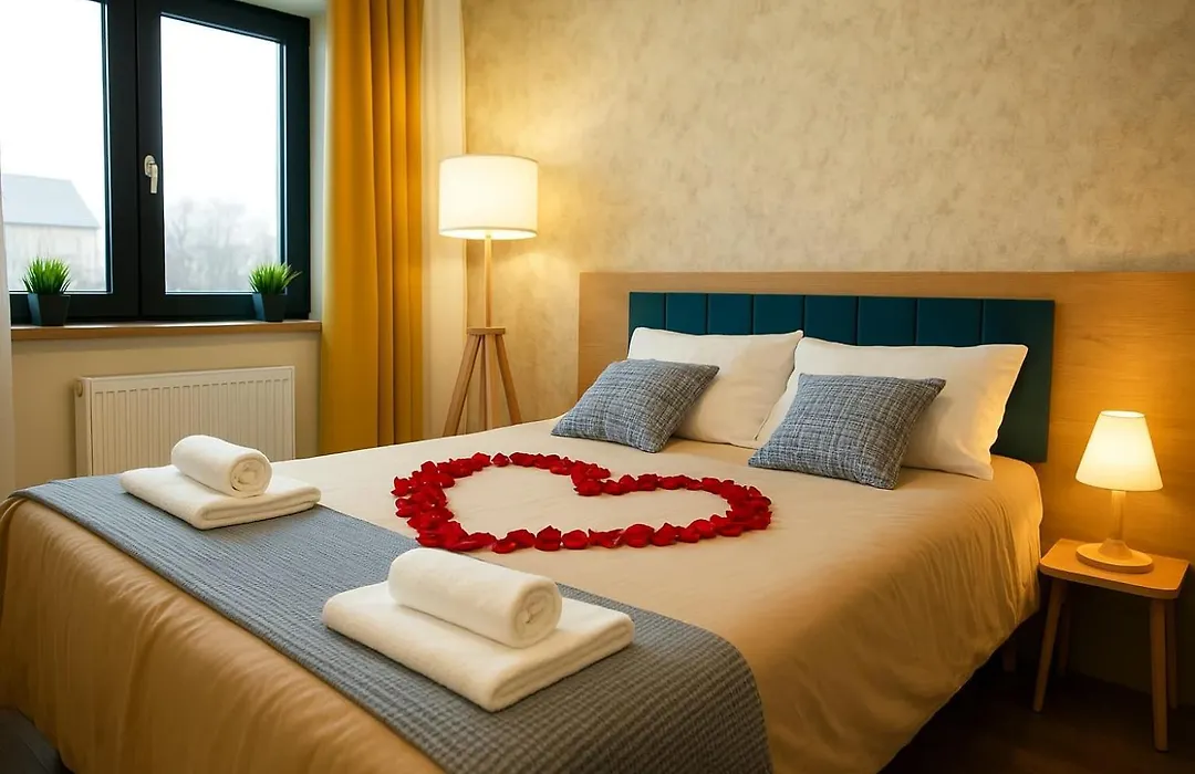Luxe Suites Romana-1