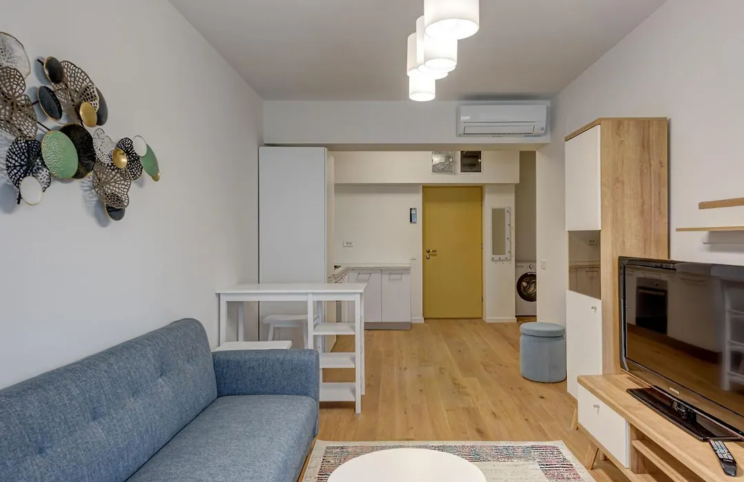 Bucharest Bliss - Elegant And Cozy-1