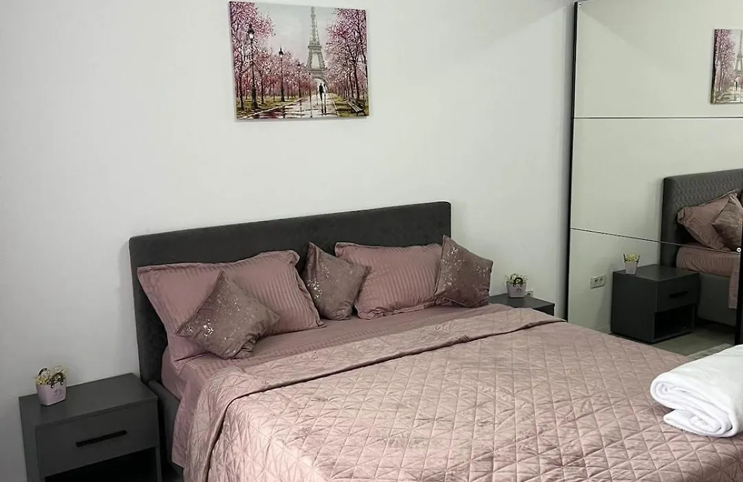 Apartament Sector 5 Sara-1