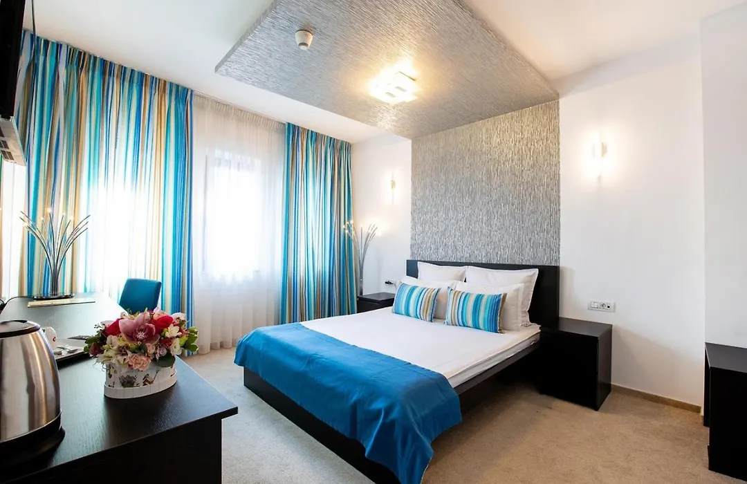 Romana Apartments City Center-1