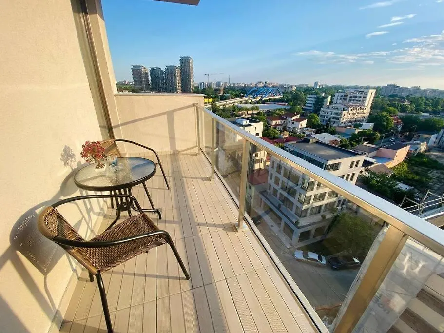 Belvedere City View Studios & Apartments With Free Parking & Gym-1