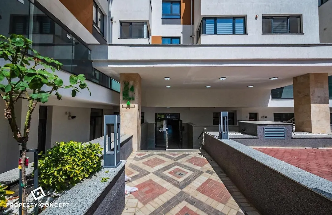 Stylish Central Apartments Near City Center-1