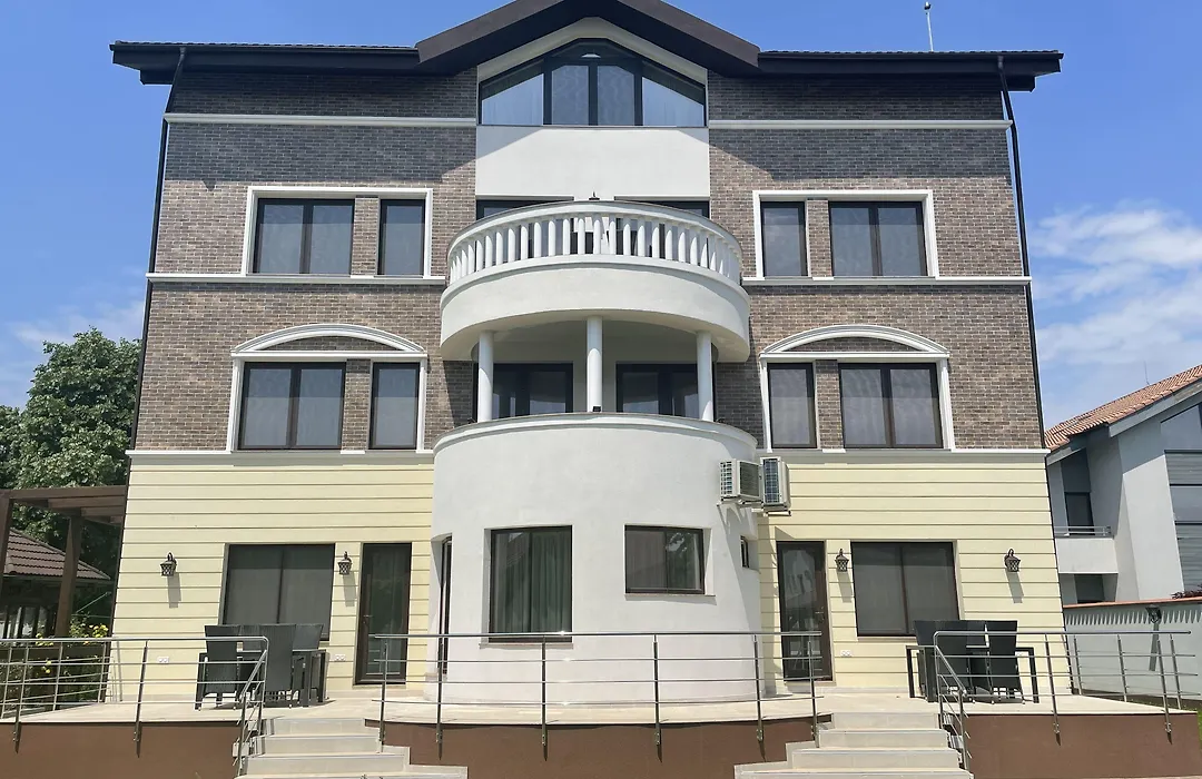 Iarca Inn-1