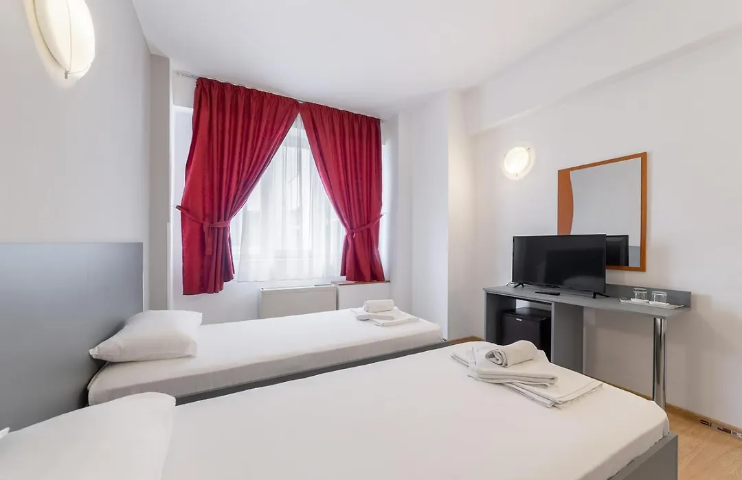 Elizeu Hotel-1