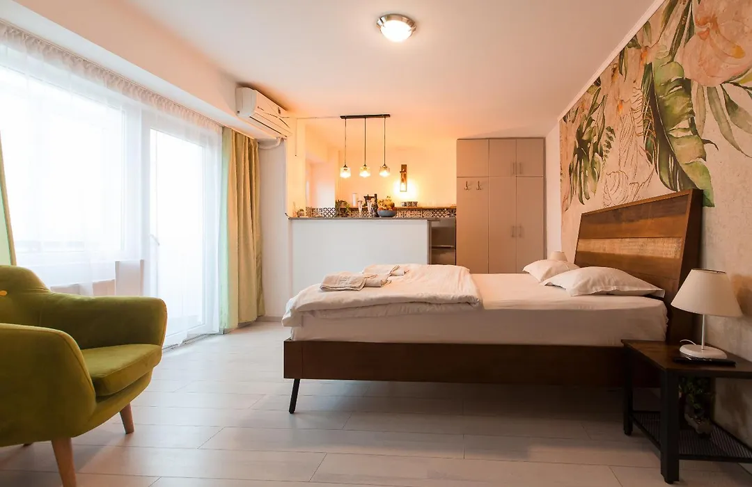 Sincai City Center Apartment-1