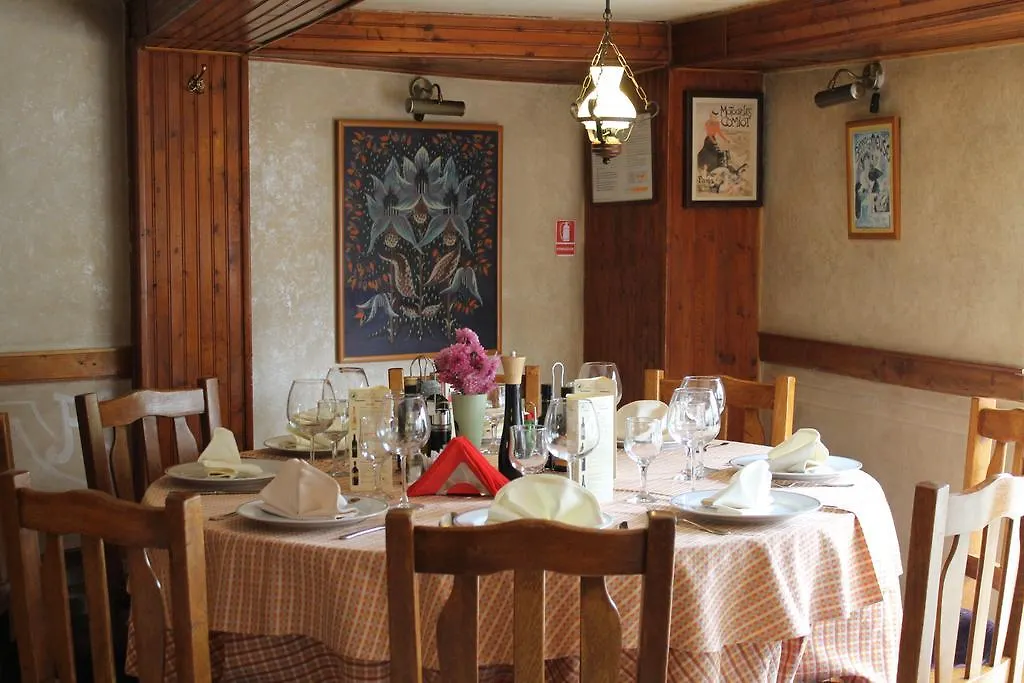 Hotel Horoscop-1