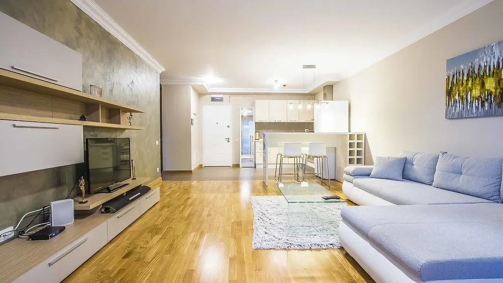 Incity Premium Garden Stay-Central Apartments &Private Terrace-1
