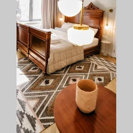 Luxurious Huge Flat With Large Terrace-2