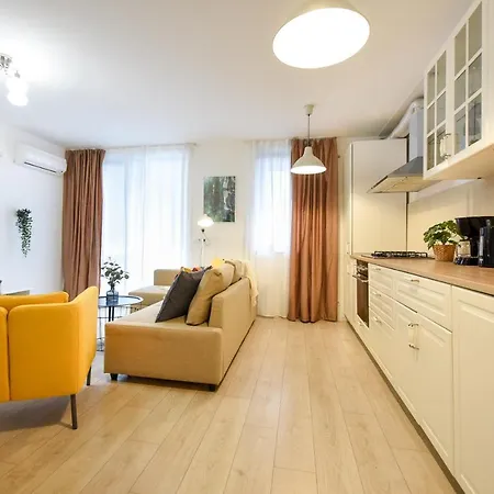 The Comfy Spot - 1 Br-Apartment & Parking Included In North Business Area-3