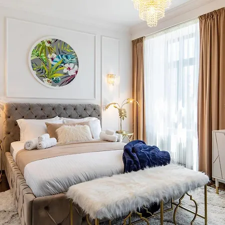 Old Town One Bedroom Apartments-2