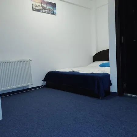 Hotel Blue-2