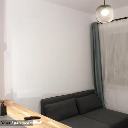 Black & White - News Apartment-3