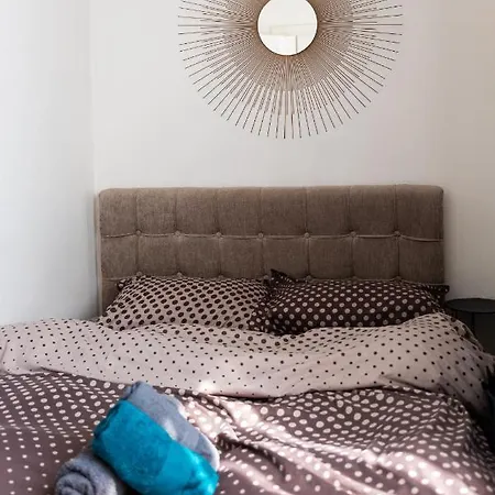 Ultra Central Modern Apartment Close To Old Town - University-2