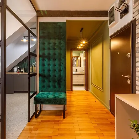 Urban Oasis Apartments With Parking-2