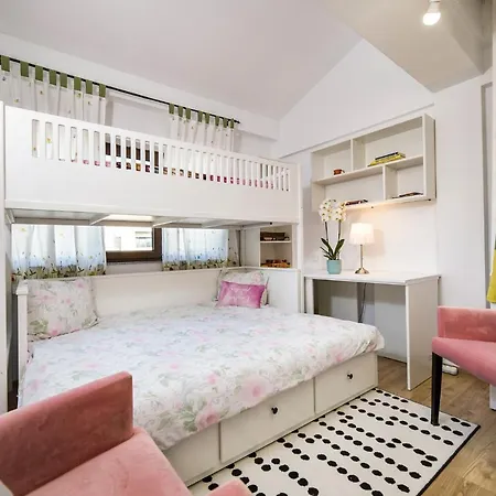 Bucharest Penthouse With Sauna And Terrace-3