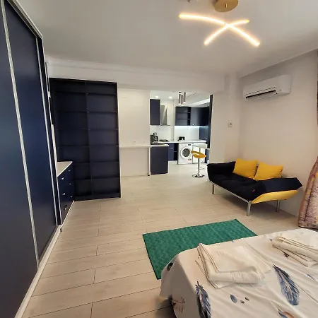 Studio 10 - Catedral Residence Bucharest - Free Parking-2
