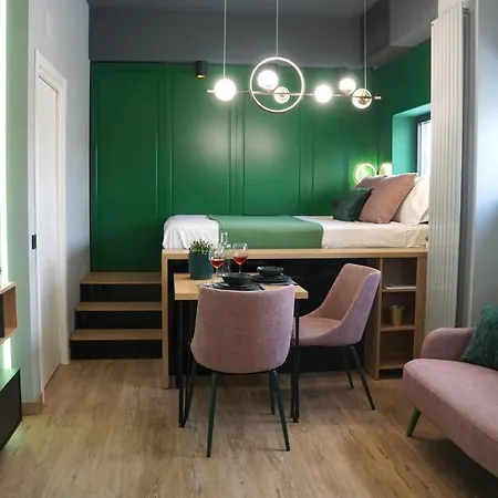 Green Sunnyside Studio - Central Location-2