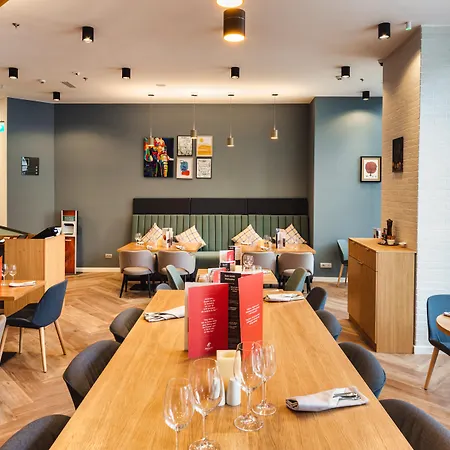 Holiday Inn Bucharest - Times By Ihg-2