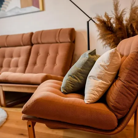 The Geometrist - Stunning 1Br Apt With Balcony-3