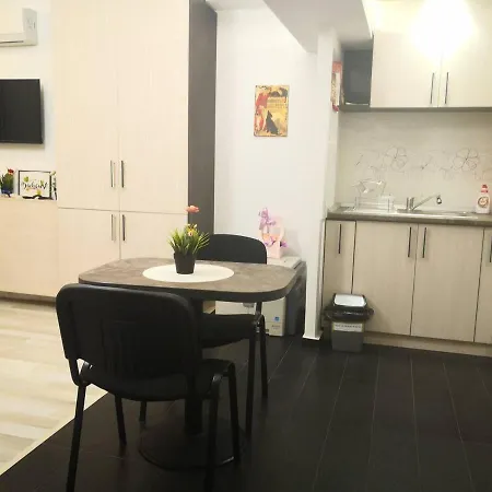 Bucharest Apartment Unirii Center 2km-3