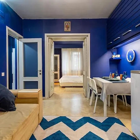 Modern - Central Apartment-2