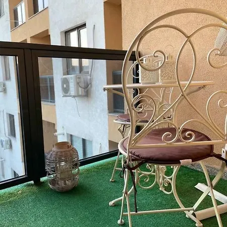 Blue Oasis Central Loft-3