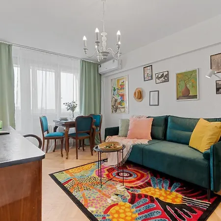 1Bdr Apartment Perla 225-2