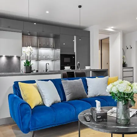 Aviation Tower Luxury Apartments-3