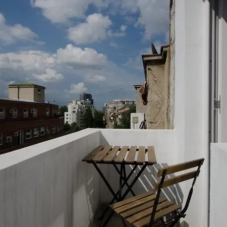 Gorgeous Apartment Near Old Town-3